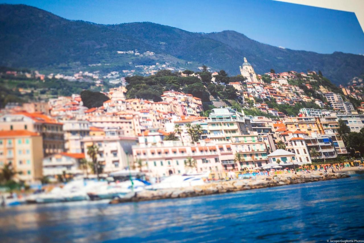 Homeholidaysanremo - 2,0 Dış mekan fotoğraf